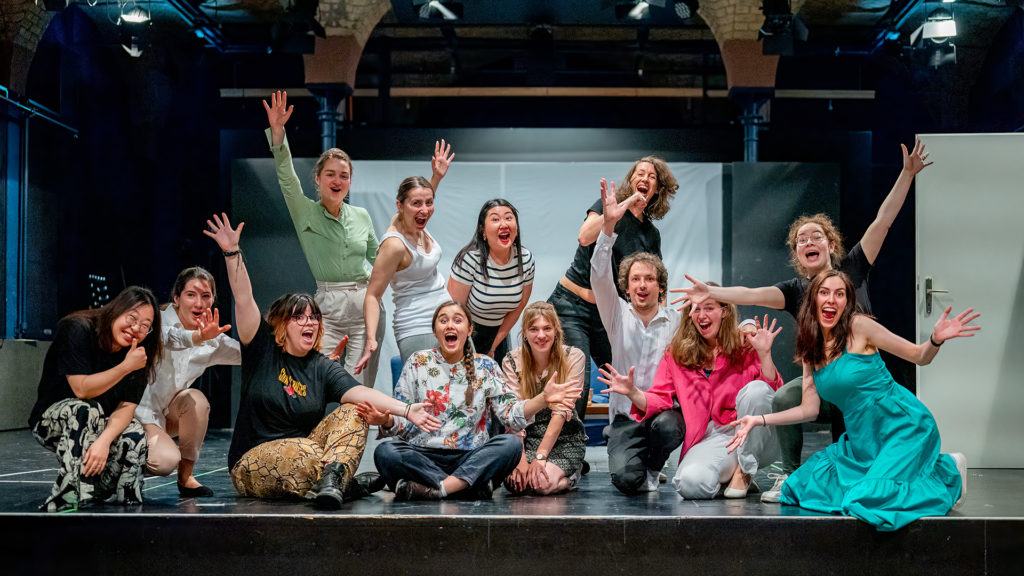 Lustige Menschengruppe